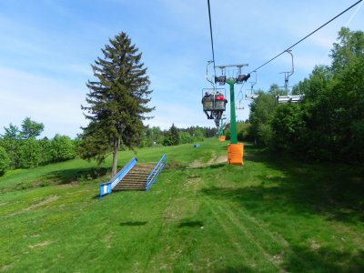 2_Fit Resort Bukova hora_lanovkou z Cenkovic na vrchol Bukove hory 3.JPG