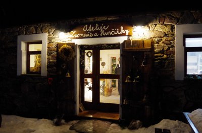 4_atelier zvonare a hrncirky 3.JPG