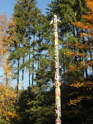 Ceska Trebova_stezka smysloveho vnimani_nejvetsi totem.JPG