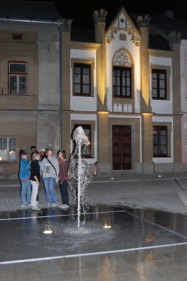 Dobruska_Synagoga_Vanoce 1.republiky_autor Vlastivedne muzeum Dobruska.JPG