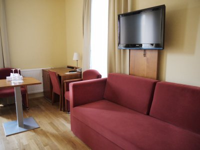 Hotel Tvrz Orlice_pokoj standard_01.jpg