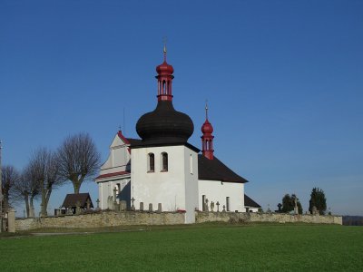 Kostel sv. Ducha.jpg
