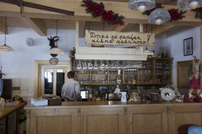 Kozi Chlivek_interier_restaurace 2.jpg