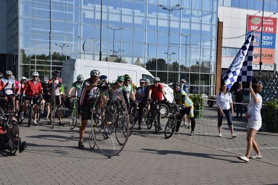 ODSTARTOVANO-Hradec Kralove-OC Orlice.jpg