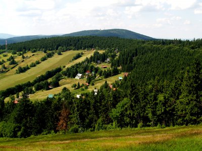 Orlicke hory_panorama se Suchym vrchem.jpg