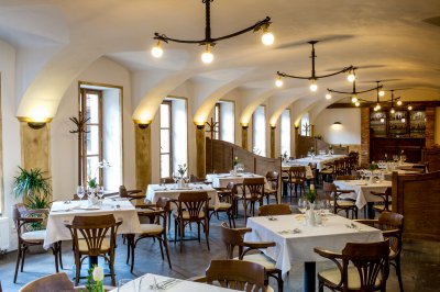 Pivovar Hylvaty_restaurace 3.jpg