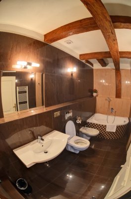 Pottejn_Zmeck hotel 1.jpg
