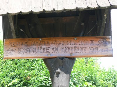 Rotunda Sv.Kateriny v Ceske Trebove_ukazatel.JPG