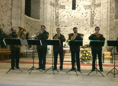 Svaty Hubert v Neratove_trubaci_Foto Dana Vnkov.jpg