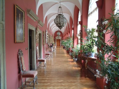 Zmek astolovice_Arkdov chodba.JPG