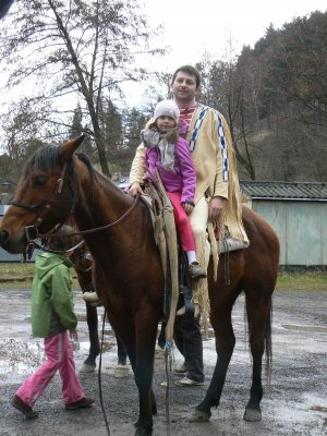 na koni a s indianem.JPG