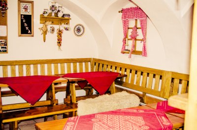 sokolihnizdo_restaurace4.jpg