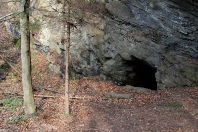 udoli Moravske Sazavy_stoly.JPG