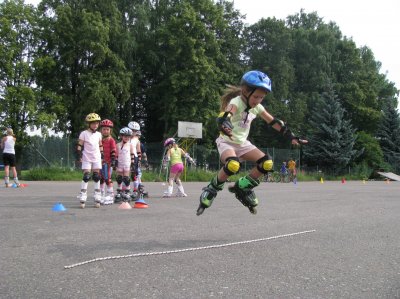vyuka_destka in-line skolicka.JPG