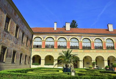 zamek Castolovice-1.jpg