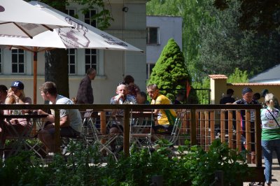 zastavka na Novem zamku v Kostelci-Toniova zamecka kavarna a restaurace.jpg